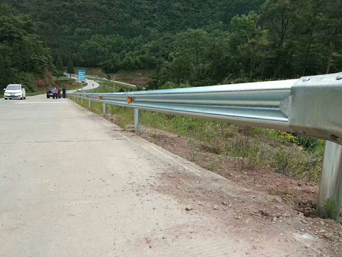 太仓公路波形护栏