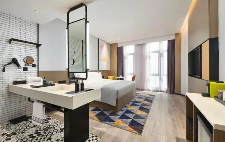 �ж��ùݼ�����Ҫ˼��������