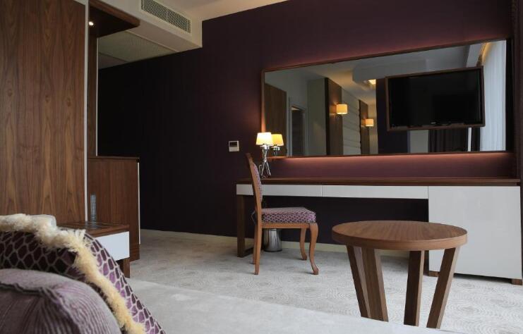 �����ùݵĿ�չ����